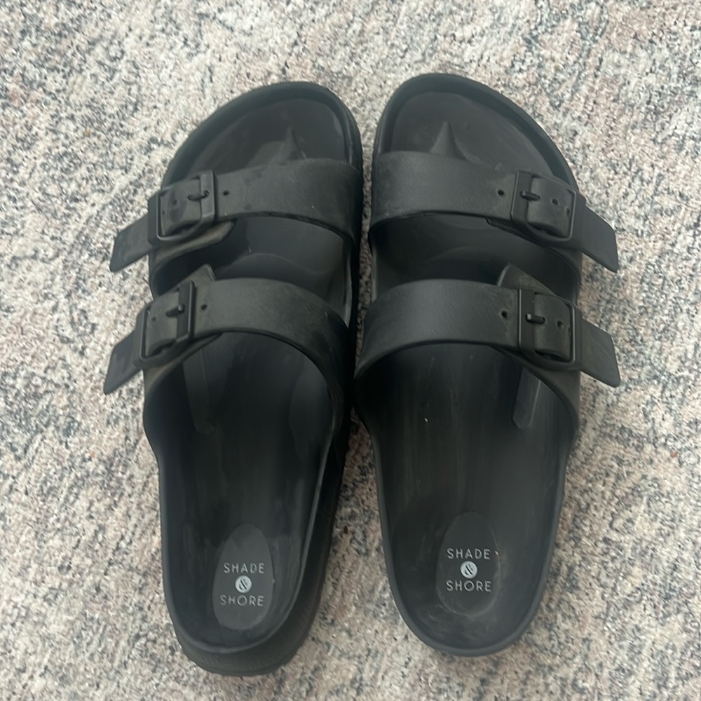 Shade & Shore Black Sandals